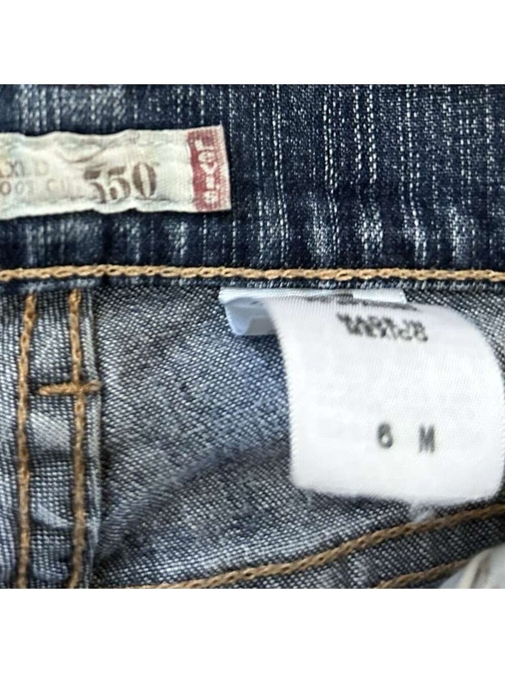 LEVIS-Vintage 550 bootcut jeans, size 6-EUC - Picture 5 of 14